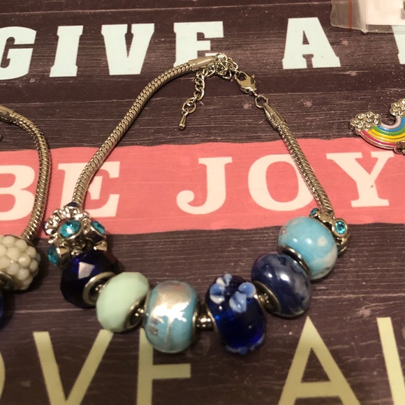 🦋Beaded Rhines&Charm bracelet s-xl Adj🦋 - Picture 2 of 5